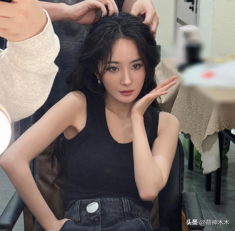 美女明星健身图_美女健身明星图片_美女健身的照片